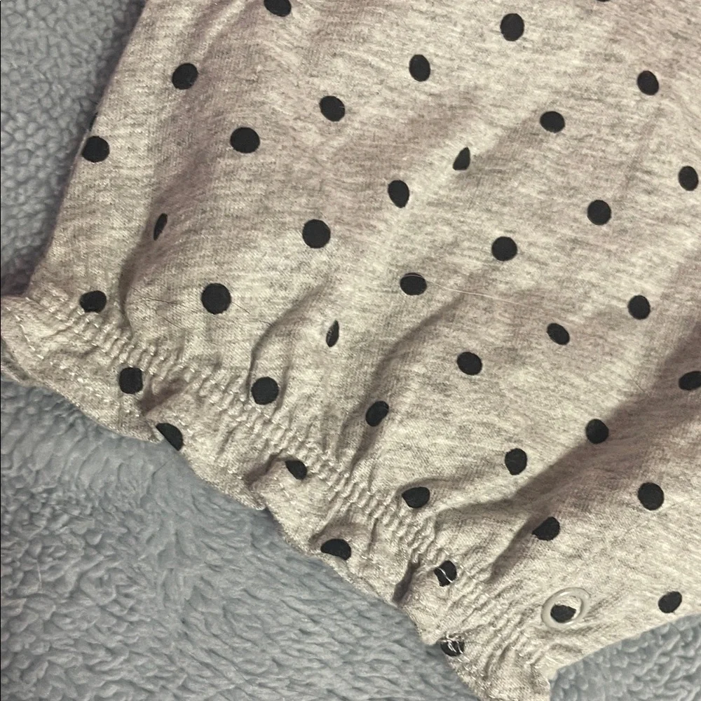 Carter's Girls Grey Romper Polka Dots Size 12 Month-NWT